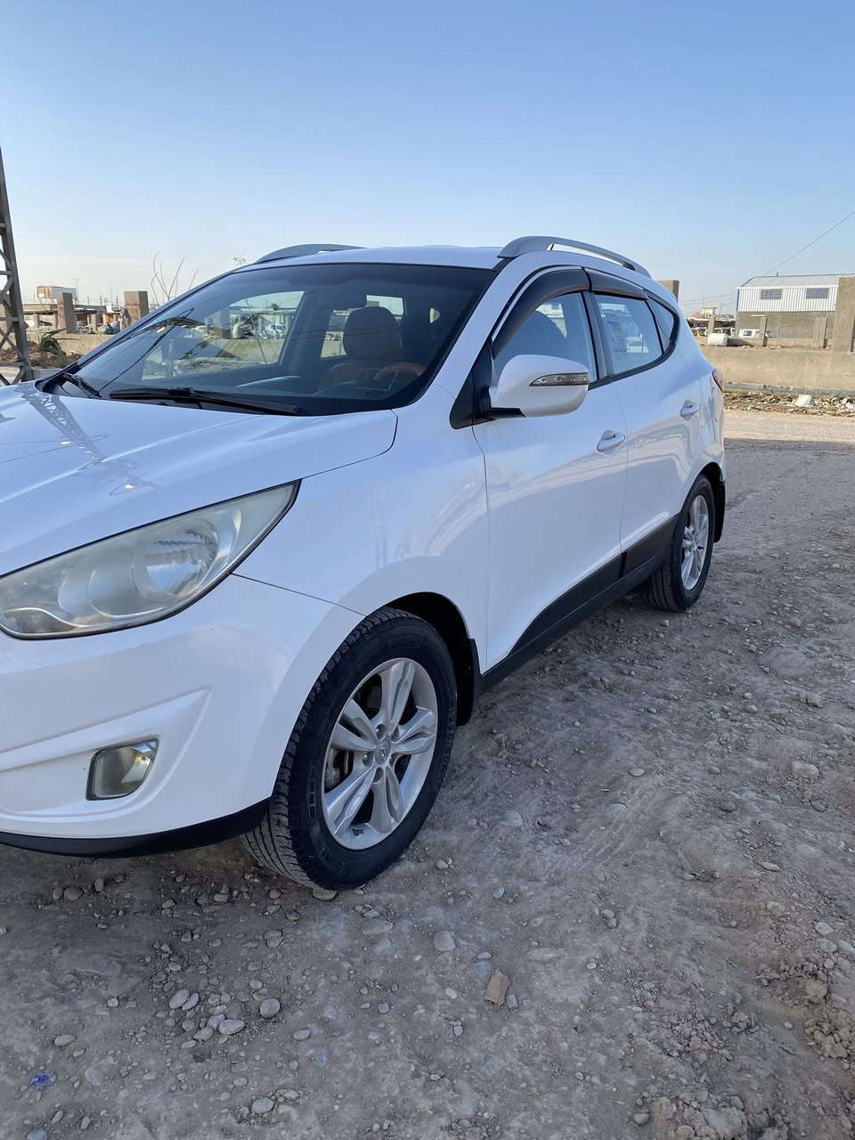 خليجي 2014 محرك 2000 ما مفتوح  رقم بابل بأسمي  كفالة عامة بيها بارد بسيط بدون قطرة صبغ 
*********** 
مكان السيارة حلة المدحتية
