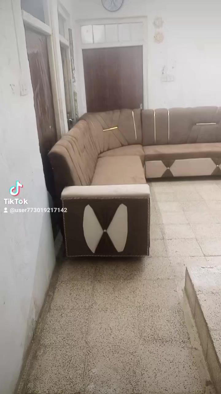 طخم ديوان خشب عراقي ثقيل دوشمة جديده اليوم كمل
7امتار ونص بالضبط قمة الجمال السعر 250 فول نضافة 
العنوان موصل حي عدن الليسر داخل السوق للتواصل خاص مفتوح


**إذا كنت صاحب هذا الإعلان وتريد حذفه لأي سبب، رجاءا أرسل رسالة إلى الدعم الفني**