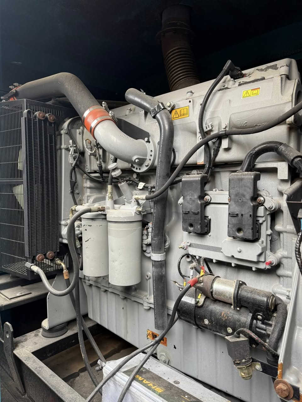 سلام عليكم
للبيع مولده بيركنز حجم (2300)
ستندر ما مفتوح بلادي انگليزي 
لوري سمر  بلادي (450) كيفي 
سا عا ت حمل (400) ⏰⏰
العنوان أربيل // استفسار واتساب 
*********** / ***********
توصيل لجميع محافظات العراق موجود🚛
