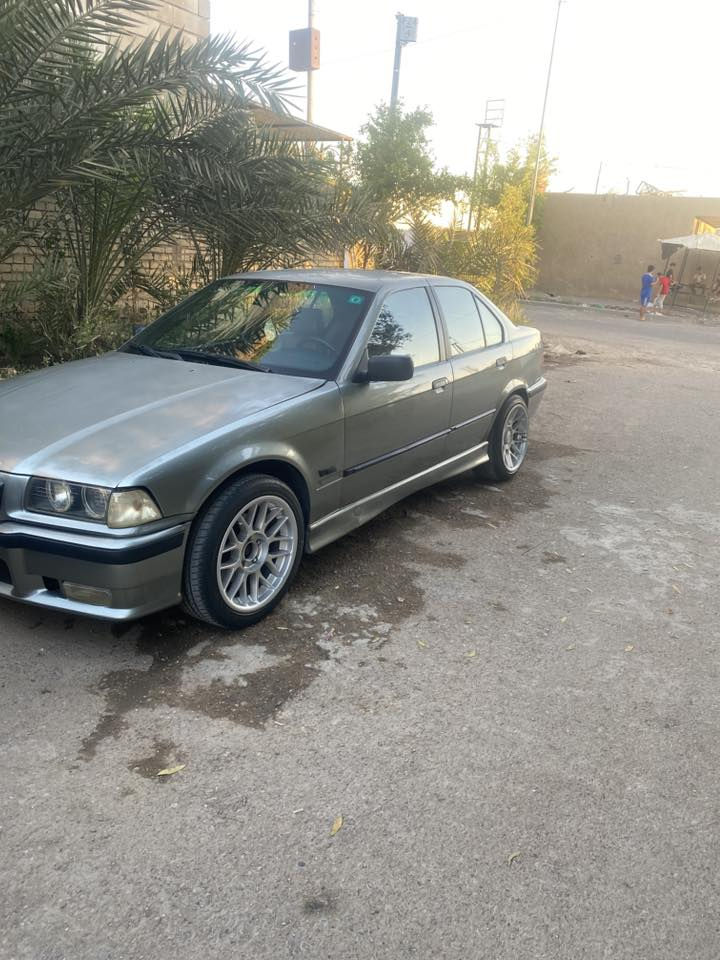 السلام عليكم bmw e36 موديل 91 الكير zf مكينة 2800
ضفيرة سيمنز  
المكان بغداد حي جميلة 
الرقم ***********
السعر 55
