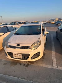 كيا ريو • ٢٠١٣ • قطع