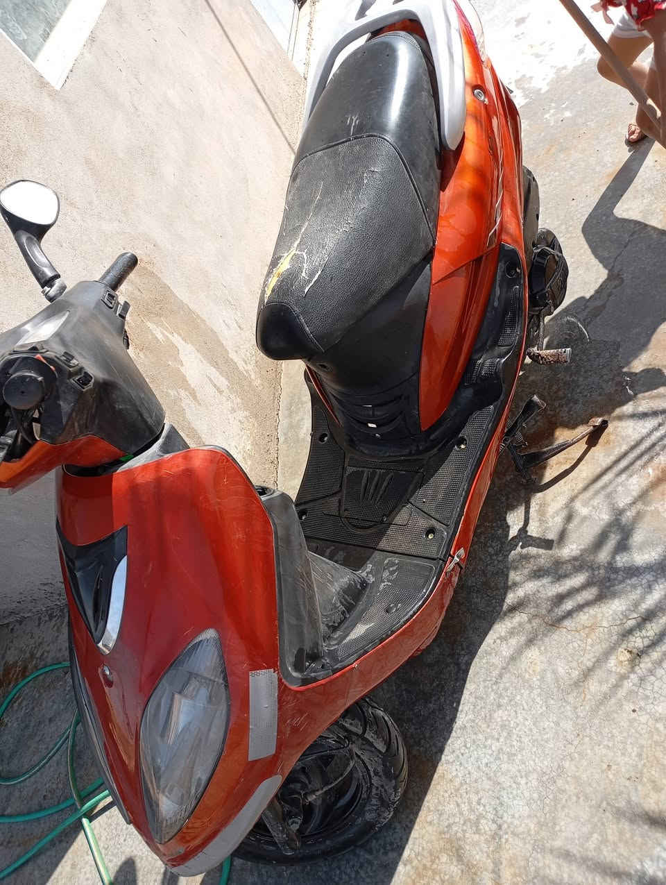 سلام عليكم اخوان متاح زمبوره للبيع 250قفل الي شراي يخابر فقط خاص مامفتوح***********
