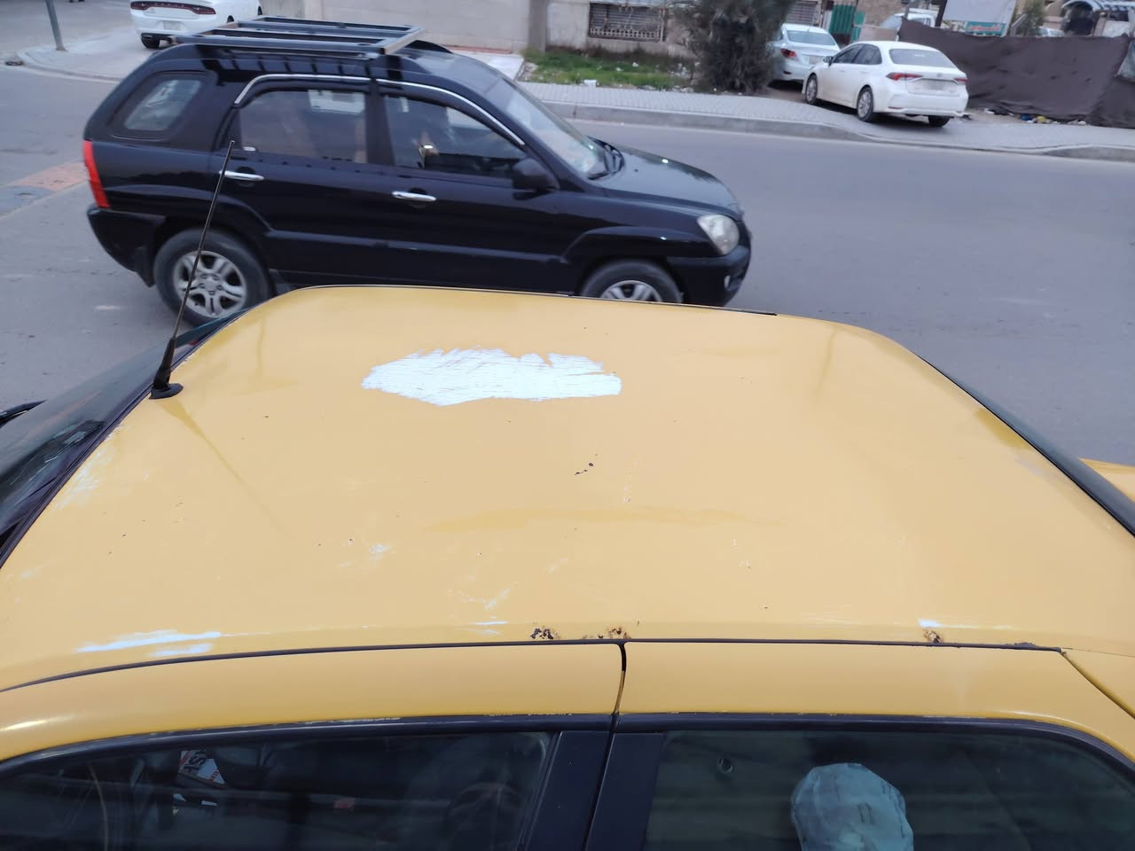 بيجو glx محور اوتوماتيك
بيجو محرك وكير بيكاجو 1500

السيارة جان بيها خياس ومعمر بقاعدة الدبل موضح بلصورة
مصبوغة حزام للجمالية

رقم بغداد انكليزي
مكان : بغداد تقاطع درويش حي الاعلام
***********
