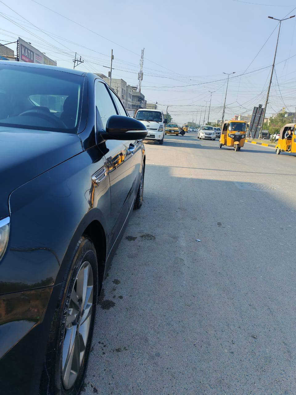 السلام عليكم ورحمه الله وبركاته 
كيا اوبتيما موديل 2020 وارد امريكا صور حادثها مبينه كدامك 
وبيها شبر بل جاملغ الامامي بارد فقط 
تحويل وكاله موجود 
سنويه جديده بعدها 
مكاني بغداد 
السعر 145وبيها مجال 
ماشيه 80الف تقريبا
رقمي ***********
