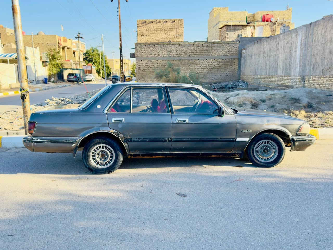 سيدان تكم موديل 1988 رقم واسط مشروع وطني سنويه لل2029 مداور ثاني يوم
كير ومكينه 2500 نضيفات
جداديه جديده 
طخم تاير ويل كب
كهربائيات كلها تشتغل 
دواخل نضيفه 
ترايك وين ماتريد 
مكان السياره الناصريه المركز
السعر 26 وبيه مجال 
للاستفسار  ***********
