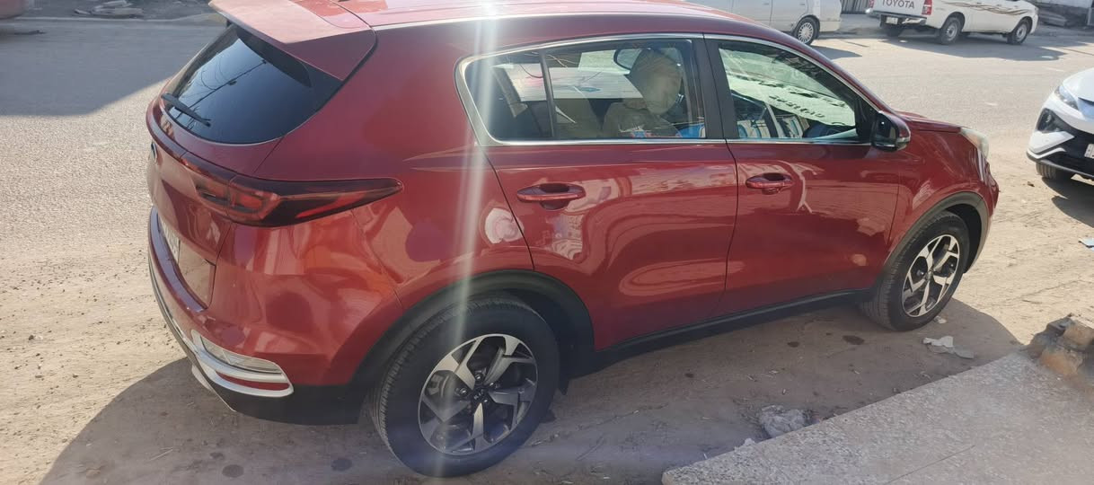 ‏سبورتج 2020 امريكي  اللون ماروني ماشية 122 الف محرك 2.4 جي دي اي 
‏تحكم ستيرن نقطة عمياء  كشن السائق كهرباء درايف مود كشنات مخمل جميع الايرباكات سليمة صور الحادث بلمنشور  باسمي السيارة تحويل مباشر طخت عدي من الامام بهوك سيارة طخة بسيطة وصور الطخة مرفقة بلمنشور مكاني بغداد حسينية  السعر 146 للاستفسار    ***********
