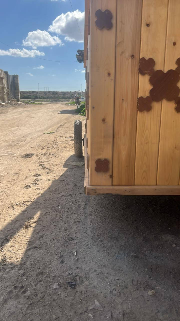 ‏عربانة للبيع السعر 450 عربانة مال اللب والاه أو مات شاي الرقم والتفاصيل على هذا الرقم ***********
