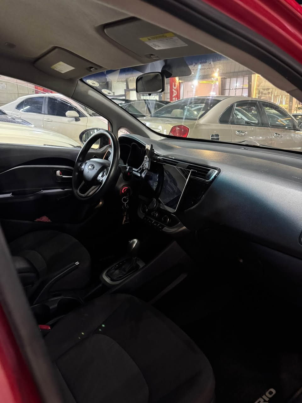 كیا ریۆ مۆدێل ٢٠١٧        ٢ پارچەی هەیە 
١٠ وەرەقەش غرامەی لەسەرە پاش معامەلەی دەگەرینمەوە گير معرك شةرت 
*********** وەتس ئاپ أربيل, العراق
