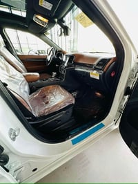 كراند شيروكي اوفرلاند • ٢٠٢١ • رقم بغداد