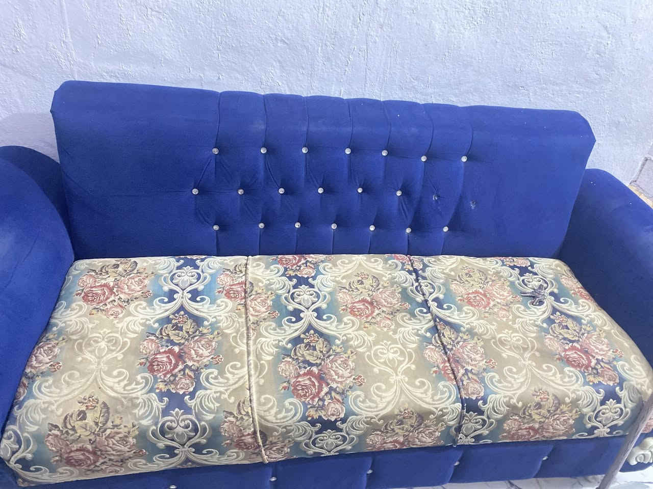 الوحده متر ونص العدد3مع طاولات سعر 150قفل


**إذا كنت صاحب هذا الإعلان وتريد حذفه لأي سبب، رجاءا أرسل رسالة إلى الدعم الفني**