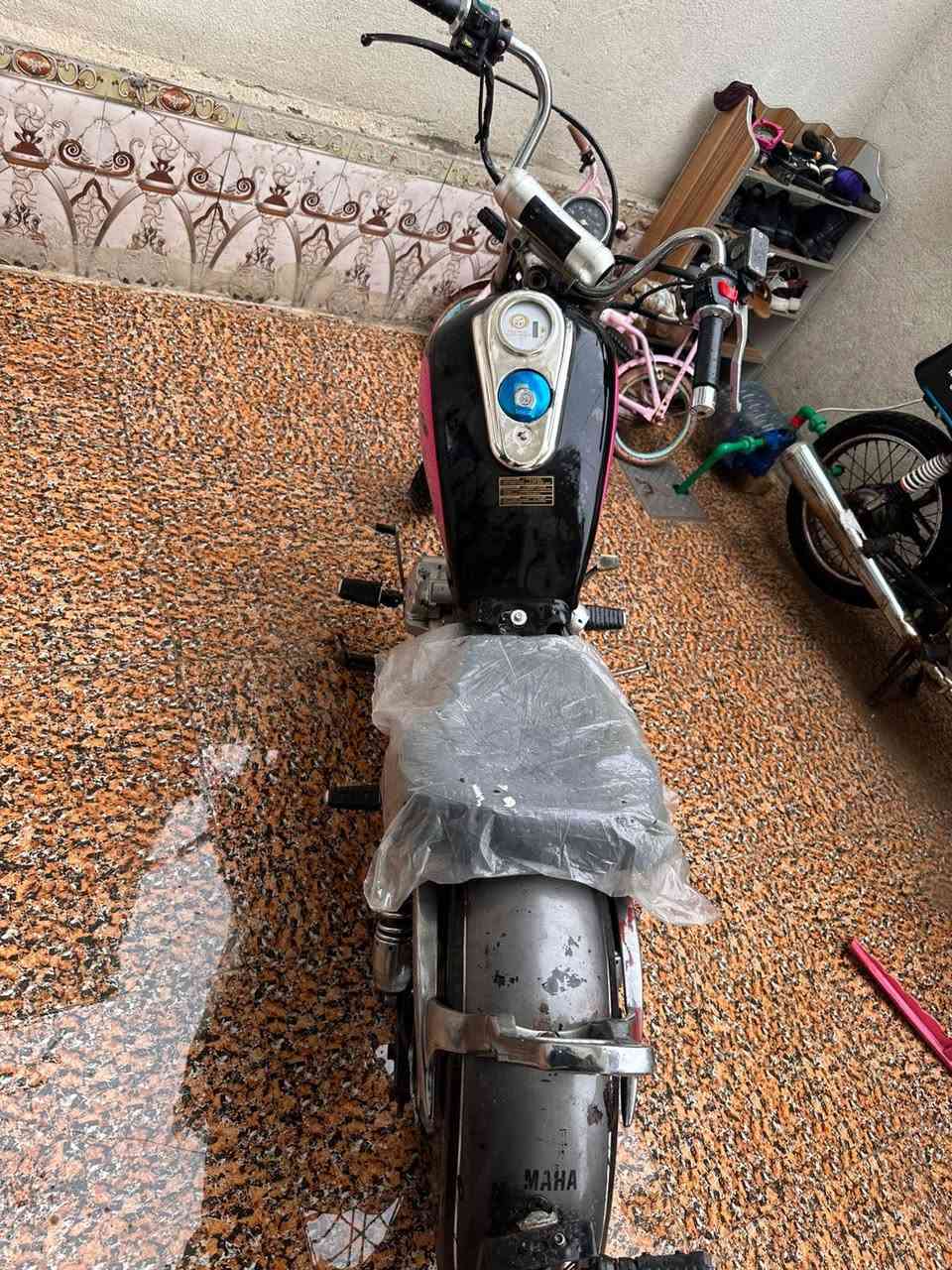 هارلي البيع 550 و بيها مجال و مراوس تلفون لو شحن ***********
