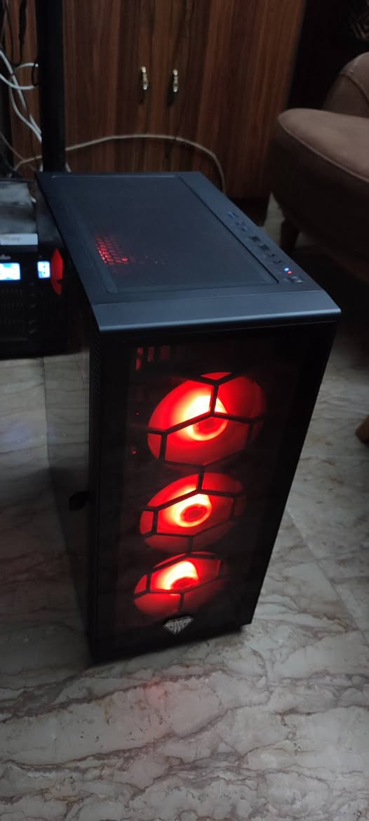 سلام عليكم و رحمة الله و بركاته 

Pc للبيع 
نظافة 💯

مواصفات :

كارت شاشة / Amd rx 580 8gb استخدام 6 اشهر 

المعالج / Amd ryzen 7 5700 x جديد فتح كارتون استخدام شهر

المبرد / هوائي دبل فان Thermal right 

اللوحة الام / Asrock x570 am4 جديد فتح كارتون استخدام شهر

الرام / 16 gb استخدام 6 اشهر 

الهارد دسك / hdd 500 gb استخدام 6 اشهر

بالنسبة للهارد ssd تم البيع 

للتواصل واتساب او اتصال *********** فقط

