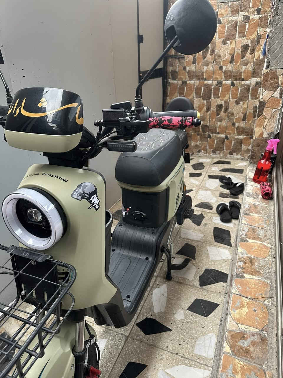 السلام عليكم دراجه R9استعمال اسبوع جديده مكاني الشعب ***********
