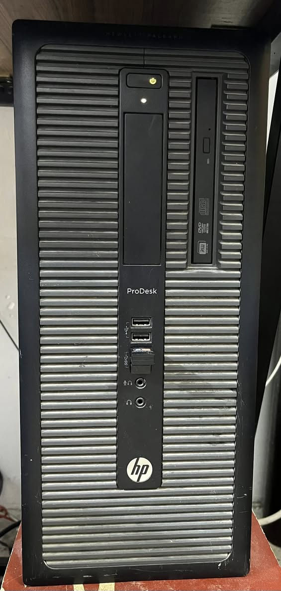 🖥️ حاسبة ديسكتوب HP للبيع
الحاسبة سريعة وعملية جداً للدراسة، التصفح، والألعاب الخفيفة مثل (Counter Strike).
المواصفات باختصار:
• المعالج: Core i5-4590
• الرام: 8GB
• كارت الشاشة: AMD Radeon 2GB
• التخزين: SSD 160GB + HDD 500GB
ما راح نختلف، "خلو السعر اللي يفيدكم" والشراي ما أقصر وياه.
📍 الموقع: [بغداد - الأعظمية]
📞 للتواصل: تعال خاص


**إذا كنت صاحب هذا الإعلان وتريد حذفه لأي سبب، رجاءا أرسل رسالة إلى الدعم الفني**