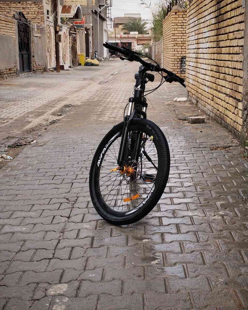 للبيع  جبلي نوعية أصلية يتحمل وزن 100 كيلو  قياس ٢٦.٥  الاستفسار *********** واتساب
