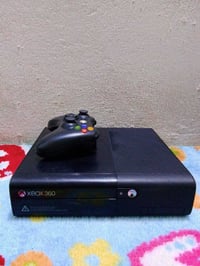 اكس بوكس 360 • ٢٢ لعبة • ملحقات كاملة