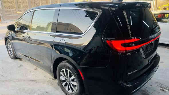 باسفيكا 2024 رقم بغداد انكليزي
بسمي ماشيه 20 الف حادث جوانب كلش حرامات بيها صبغات مال شخوط وبارد صفاح 

شحن منزلي و  هايبرد 
ومحرك6 سلندر بانزين 3600

 بين( هجين) انسه صرف
ثلاث انظمة شحن خارحي + هايبرد + بانزين سيارة سفر وطريق خارجي فخر صناعة كلايزلر 
لون اسود

تشغيل عن بعد 
شحن البطارية الكبيرة اثناء التوقف 
 نظام عالمي قيادة الية بالسفر

تبريد 3 قطع

تدفئه مقاعد وستيرن  

بدون بانوراما 

بصمه البواب  عدد 5

ابواب كهربائي 

حساسات خلفيه و اماميه 

نظام القياده الذاتي

تطبك بحده

تحديد مسار 

رادار امامي وخلفي

اوتو بارك 

توقف ذاتي امامي و خلفي

تشغل عن بعد 

فتح الابواب و صندوق عن بعد 

فتح الصندوق بل الاشاره 

اطفاء المحرك اوتو 

ماسحات اوتو عند الامطار 

نظام الكار بلي واي فاي 

منافذ تايب سي كل سياره 

منافذ usb كل منافذ

نقطه عمياء 

مقاعد كهربائيه 

نظام تخزين 

سايد بريك بصمه.......

فول مواصفات ماعدا الفتحه (التنته)

سعره  مناسب مراوس بسياره عاليه فقط  238

تفاصيل أكثر 

أتصل على الرقم ***********
