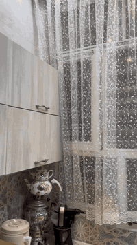 بيت للبيع المساحة 219متر  بناء حديث جداً حي العباس الفرع الثاني يم متوسطة القدس طابوا صرف للاستفسار الاتصال على الرقم 
***********
