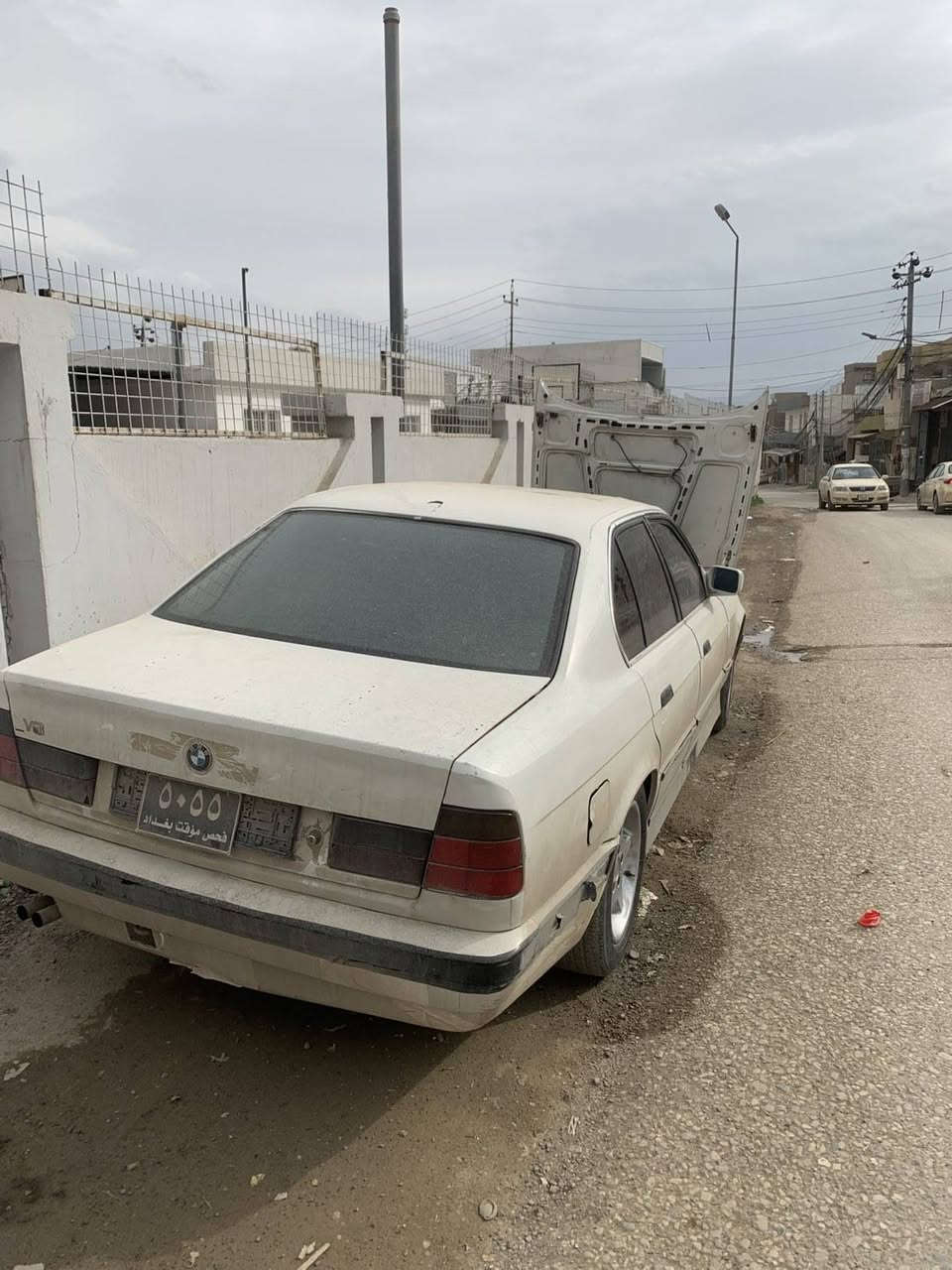 Bmw 1991 525 هەموو گیانی بە شەرت بەقەت ٨ بستۆنی بەقوەتە علوجە  
سلیمانی جوابی چات نادەمەوە *********** 16گەڵاو معامەلە السليمانية, العراق
