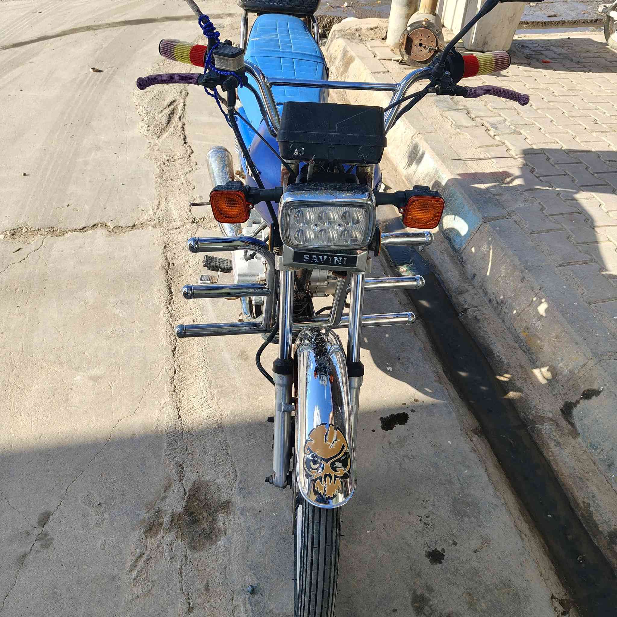 ماطور للبيع موديل 2020 منافيس كامل ماطور كهربائيات كله شغاله سعر 330 وبي مجال شراي يتصل ***********
