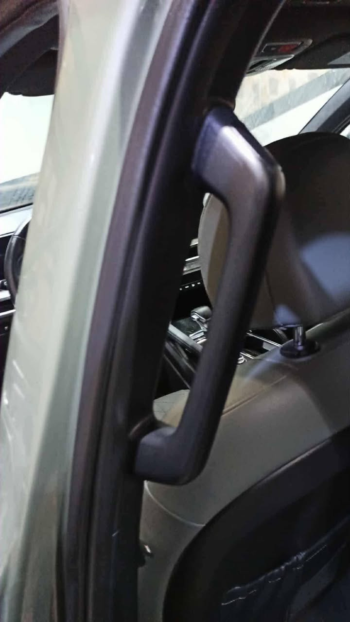 تيلورايد لون مميز
حادث موضح بل صور موديل 2023 ماشيه 17
مرقم شهداء دخول جديد 

السعر ٢٥٥ ورقه  
*********** اسيا 
 
المواصفات 
1 بصمه ابواب وتشغيل وصندوق 
2 فتحه بالقماره  
3شاشه جبيره كار بلي
4 داخل منفصل جلد لون مميز
5 كشنات جلد ومساج 
6رادار امامي توقف ذاتي 
7رادار خلفي ايضا توقف عند الخطر 
8نقاط عمياء 
9 قيادةذاتيه 
10 حساس امامي
11حساس خلفي 
12 سبعه راكب 
13ثلاث قطع تبريد منفصل
14تحكمات فول 
15لايت عدستين زنون
17 داخل صاج 
18لدات داخليه 14 لون
19انضمه قيادة خمس انضمه
20 تشغيل عن بعد
21 بردات خلفيه 
22تدفئه تبريد كشنات امامي 
23تدفئه تبريد كشنات خلفي 
24صندوك كهرباء ذكي
25 مري شفط

وبعد هواي مواصفات من حساسات اطارات وامطار وغيرة الى اخره
