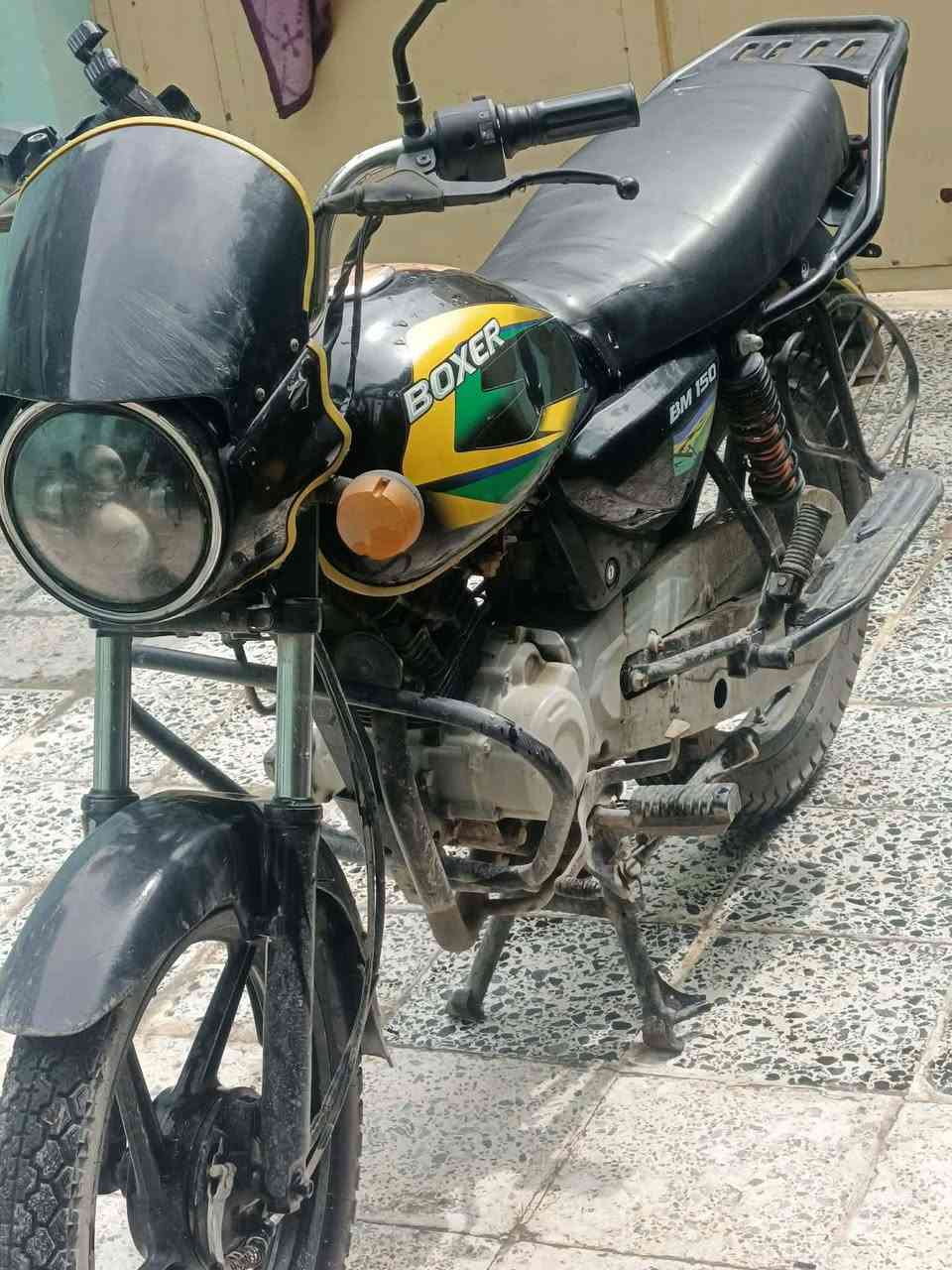 السلام عليكم 
دراجة بوكسر 2022 👍🏼
دراجة شغاله هندر سلف 
بيها الاوراق اعتقد استنساخ وهاي صوره للاوراق 👇🏻
اريد اراوسها ب دايون لايتي حتى لو انطي فرق بسيط 
مكانها ديالى بعقوبة


**إذا كنت صاحب هذا الإعلان وتريد حذفه لأي سبب، رجاءا أرسل رسالة إلى الدعم الفني**