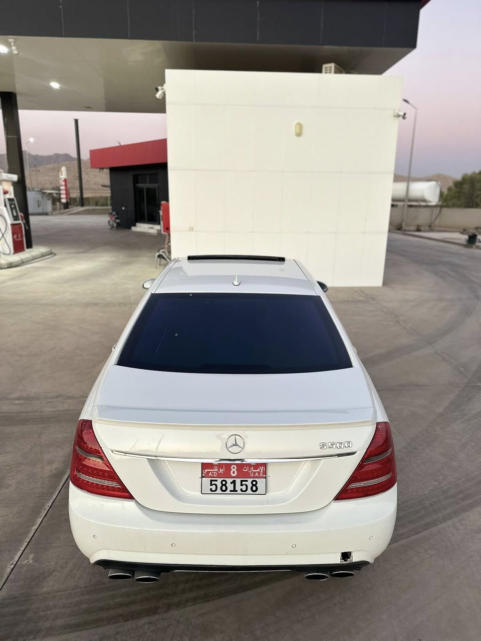 مارسيدس.   دووبه ي ساغ
موديل 2009
سياره كه گشت گياني به شه رت 
كامل مواسه فات. 
8بستن مه رغوب
به رزو نزمي ايش ده كات
٢بارجه بوياخ. ده عمي نيه  
گيرو مه كينه به شه رت 
130000كم روشتوه 
ناونيشان. رانيه.  
***********
***********
