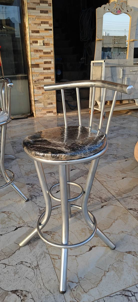 معرض ومعمل سند للبيع وشراء الاثاث المنزلي جديد ومستعمل داقوق سايدين العشاير قرب صيدليه النعيم دكتور خليل يوجد لدنيا تفصال قنفات وديوان حسب الطلب وباحدث الموديلات الاستفسار ***********@***********
