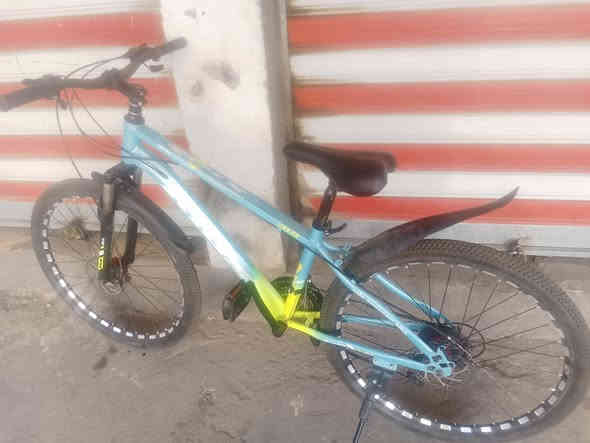 دراجه  ماركه  كلش نظيفه  وشغال كلشي بيهه  بغداد كراده مريم  ***********  السعر  125   الف
