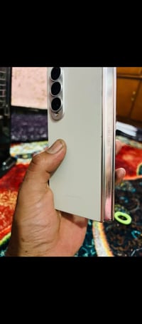 زد فولد ٤ • ٢٥٦ • حبر اسود