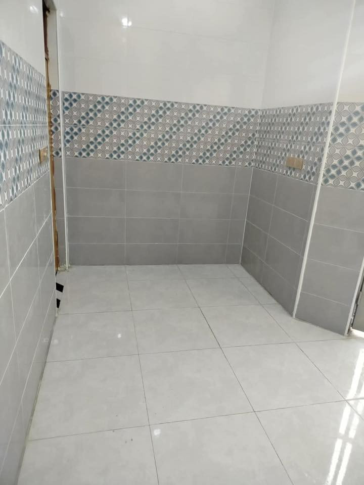 ◾️بيت للبيع المساحه 100م/ مربع 10*10 خريطة هندسية حديثة 2024
عنوان البيت ناصرية الاسكان الصناعي منطقة ال 3000 اللي جاي عن مدرسة الحرية
يتكون البيت من :
◾️غرفة نوم 4,50*3,50
◾️صالة4,25*4,50
◾️مطبخ 3,50*4
◾️ستقبال 5,50*3,50
◾️حمامات داخل وخارج 
البيت البناء طابوك 
◾️اساس وسقف كونكريت البيت شغل درجة اولى مرتب كلش حلو
◾️سيراميك
◾️بورسلين ثقيل 
◾️كرهبائيات فول
-------------------
خدمات البيت فول
◾️ماء اسالة فول 
◾️كهرباء تيل باب البيت
◾️مولد ذهبي 
◾️شوارع تبليط باب البيت
◾️مدارس حكومية واهلية
 البيت ركن على شارعين الشارع مالته عرضه 20 متر وثالث بيت عن الشارع الحولي الرئيسي

السعر والتفاصيل الاتصال 
📞 ‏***********
