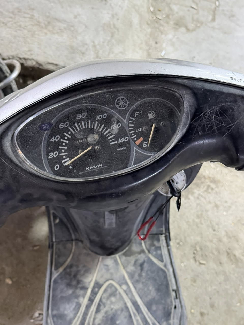 بريز فحل دسك امامي
مكينه مكفوله لأ نضوح ولأ صوت ولأ دخان ع فحص 
كهربائيات نصهن شغاله ونص يرادلهن كلوبات
كفرات بلاديه ختم واحد مابيهن كسور بس البجم شوي بي فطر ومسوي
دبلات تايرات لوك طسه ناعمه كلش 
ستان تعليك مكسور يراد لحيم سعر 450 ألف بيهى مجال بغداد الكريعات استفسار اكثر اتصال ☎️ ***********
