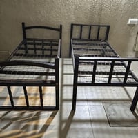 سرير حديد • طابقين • ١٩٠×٩٠