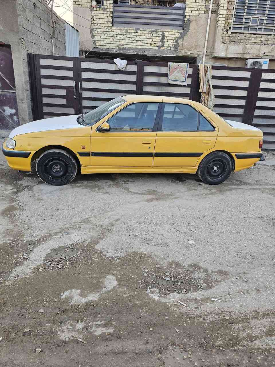 سلام عليكم بيجو بارس 2015 سيارة  بيه خيط تبخير 38 مكان بغداد
***********
