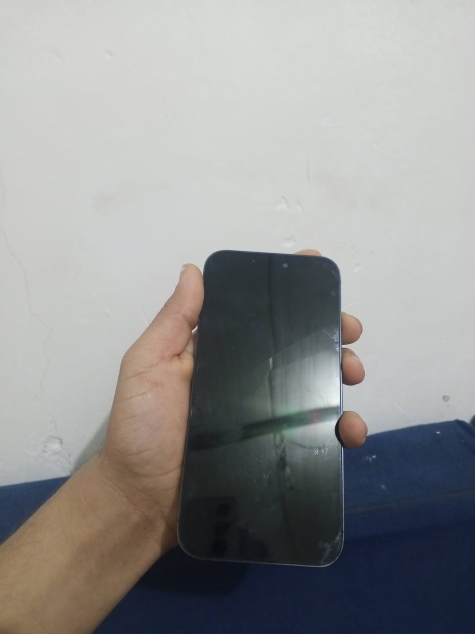 اسلام عليكم
جهاز ايفون 14برو ماكس للبيع جهاز نضيف امبدل شاشه وبطاريه جهاز ماستر السعر 600وبي مجال الستفسار تصل على هاذه الرقم ***********
