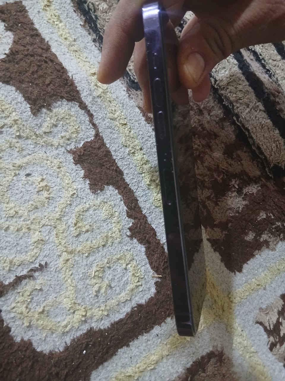 سلام عليكم ايفون 14بر ماكس نضاف 100/100مكاني بصره سعر مليون وبيه مجال مستعجل على 
***********
