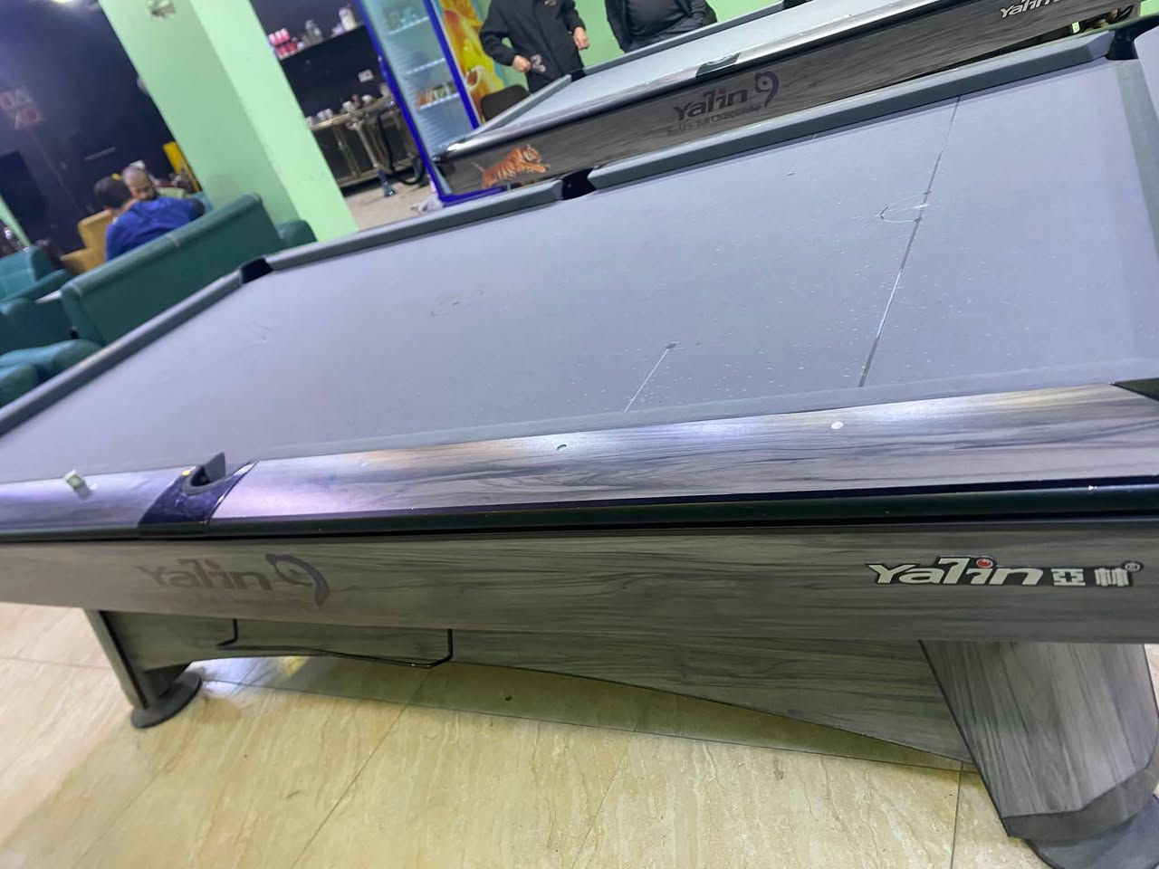 ميزين يلن للبيع نظافه 100%100. موديل حديث الاستفسار. ***********
