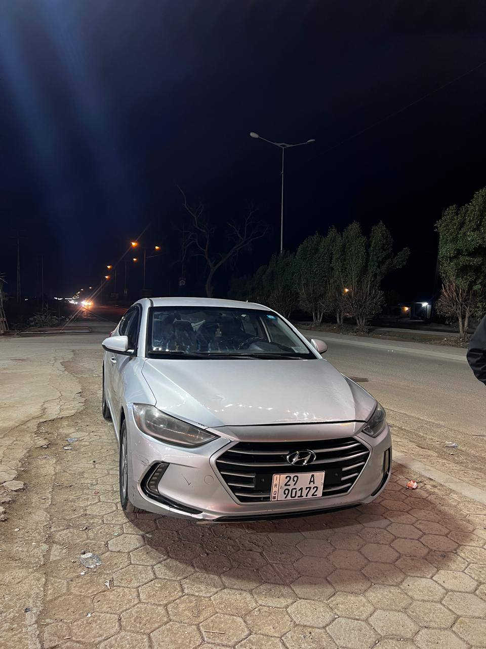 السلام عليكم للبيع النتره 2017 وارد امريكي السياره صبغ احزام بدون داخل ماشيه 130 رقم واسط انكيزي مواصفات مكينه 2000 دوش كير ايتي تبريد تتفئه صدرها كامل ماعده المشط السعر 110 وبيها مجال شي قليل المكان سلمان باك المدائن ***********
