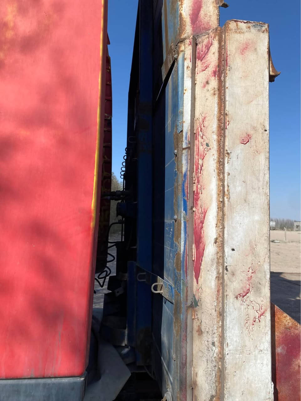 سلام عليكم عربانه اوربيه 4 محاور اثنين علاك  تخم تاير عوزها زوج تاير بل رابع ول بقيه خير من الله مطبخ وثلاجه عوزها فقط صبغ وكهربائيات 
0771 991 6244 Colombo, Sri Lanka
