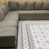 طقم تركي • ٨ مقاعد • بلا عيب