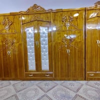 هلو عيوني عندي كنتور خشب للبيع ب90 الف ما محتاجته الي محتاجة يراسلني 0...