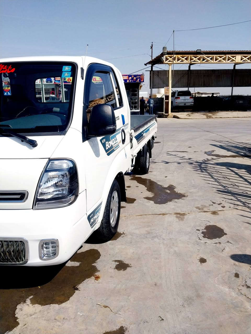 سلام عليكم سياره كيا حمل للبيع موديل 23 ماشيه 67رقم بغداد سنويه ل 29 مكاني واسط صويره سياره نضيفه وضع شركه اتصل وتدلل ***********
