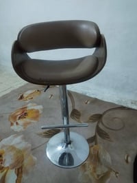 جرباية طفل • كرسي دوار