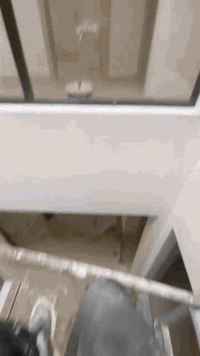 سلام عليكم عامل متفرغ اعرف اصبغ اصلح اسنفر مكاني الدورة ابو دشير. الرقم ***********
