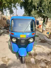 تكتك موديل 2021 بيه نقوصات بسيطه السعر 7مليون او بيه مجال الاتصال على ...