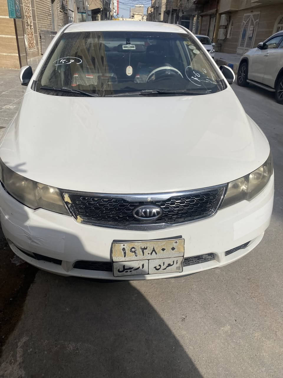 سيراتو ٢٠١١ للبيع فقط البنيد مرشوش وبيه حالوب ضعيف جداًممبين السعر ٨٥ *********** النجف الاشرف
