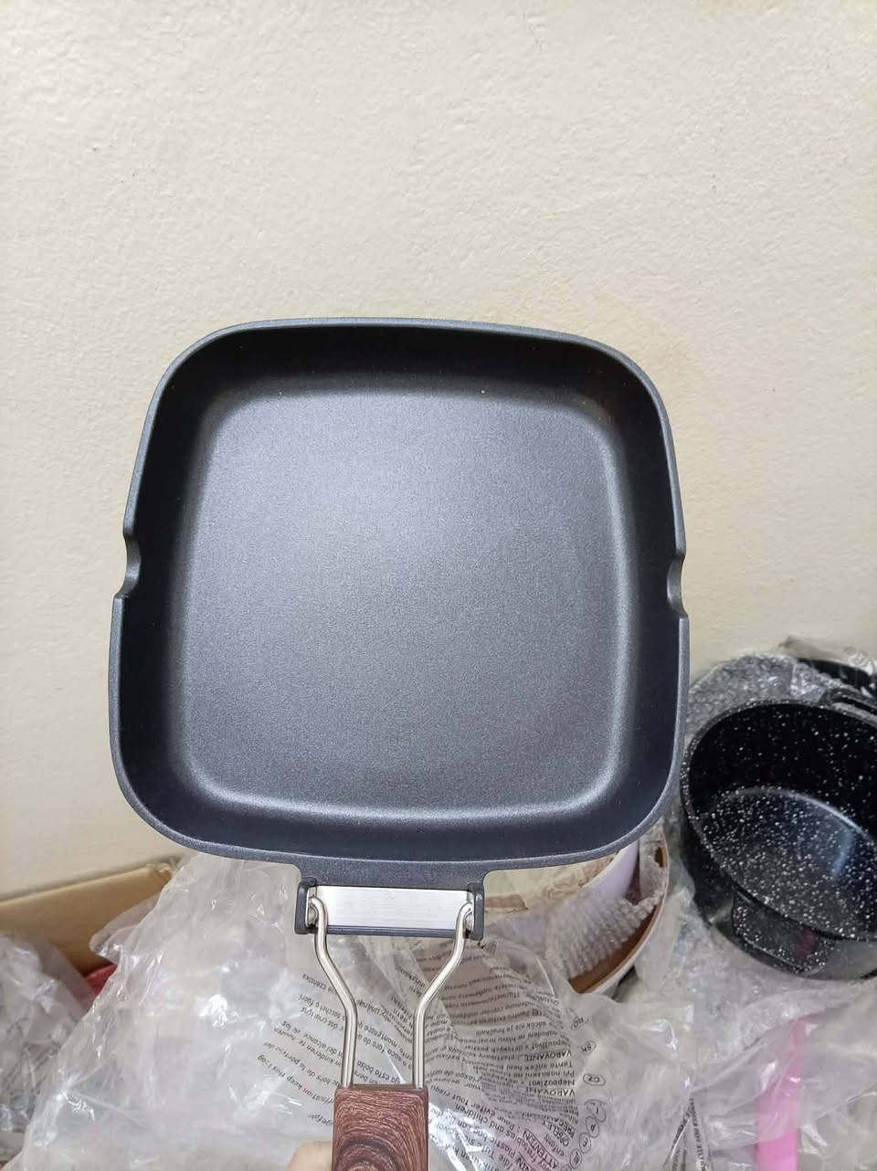 طاوات بيهن عررررررررض الحساب ٥٠ توصيل مجاني داخل الكوت


**إذا كنت صاحب هذا الإعلان وتريد حذفه لأي سبب، رجاءا أرسل رسالة إلى الدعم الفني**