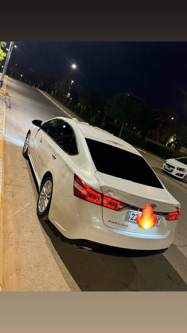 تۆیۆتا ئەڤەلۆن 2013 مواسەفات خلیجی لیمیتید 
فول فولە مواسەفات 
بەسمە ئاوێنە شەفت 
ناو زەرد 
کوشن هیتەر 
کوشن خەزن و کارەبای 
193 هەزار ڕۆشتووە 
سەنەوی نوێیە ڕەقەم باریک 
12 ورقە غەرامەی لەسەر 
تحویل و غەرامە بەشەرت 
3 پارچەی بۆیاخە 
سەیارەکە بۆیاخ عام کراوە 
وەرگەرانی نیە بەشەرت 

سـعـر : لە کۆمێنت داوابکە ڕاستەوخۆ بۆت دێت 📥 

گێر و مەکیەنەی بەشەرت 
هیچ کێشەیەکی تێدا نییە 

ژمارەی خاوەنەکەی 
***********
