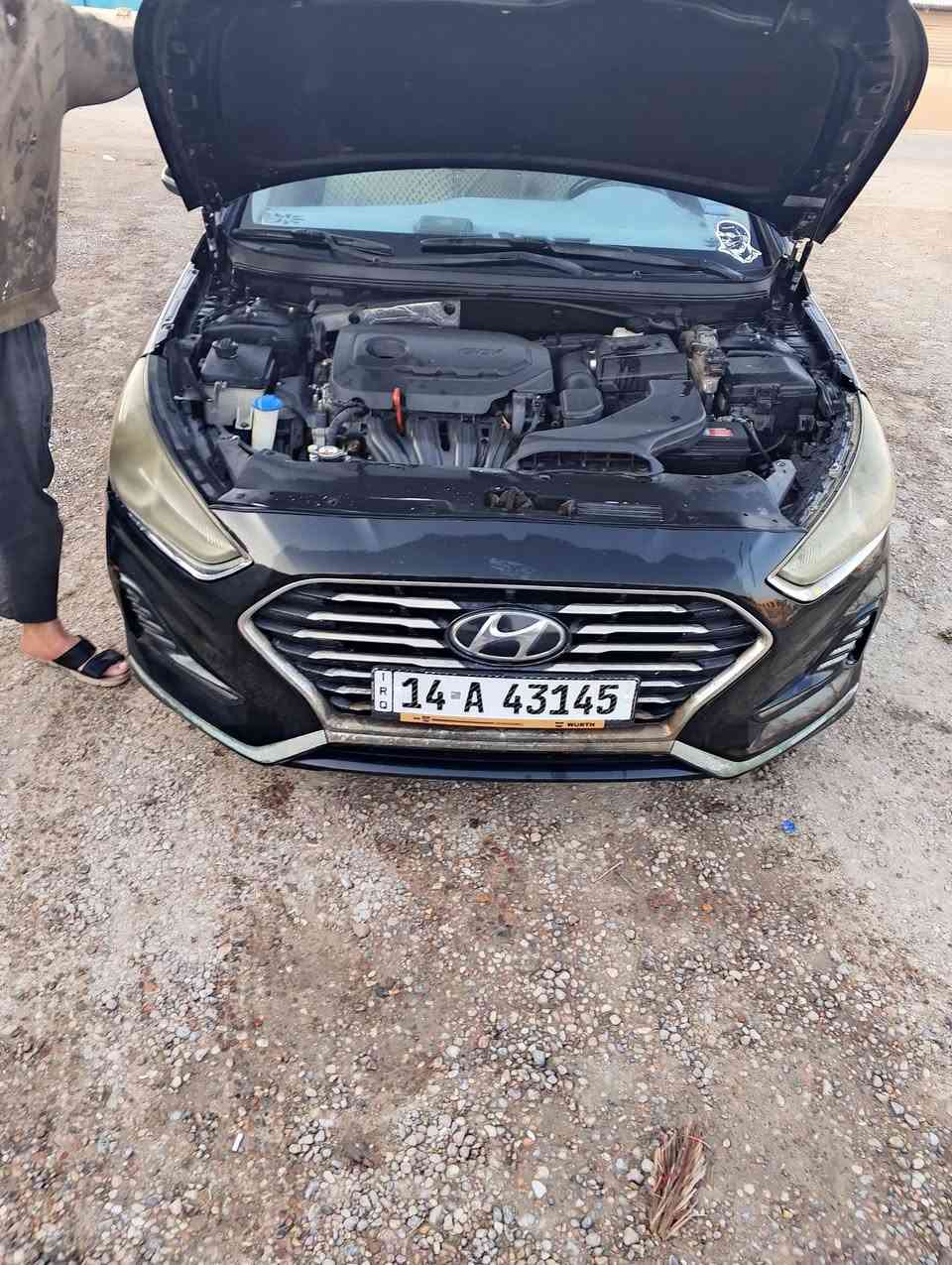 سلام عليكم سياره سوناته هونداي وراد امريكي فول سياره بصمه حداده طوبه تخم تاير مابيه نقص جاهزه سياره0
بيه حلوب قليل بالقماره مامبين السعر 135وبيه مجال***********
