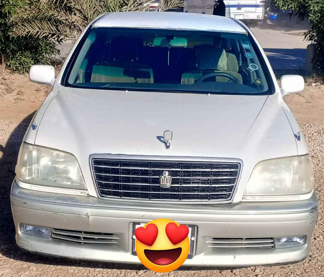 السلام عليكم
ملكه أدوات كص جنطه 
دكمتين برده خلفيه
محرك بي بداية براص 
بس السياره ما بيه شي تمشي
السعر ٢٨ وبيه مجال 
***********
مكان ديوانيه أو نجف
